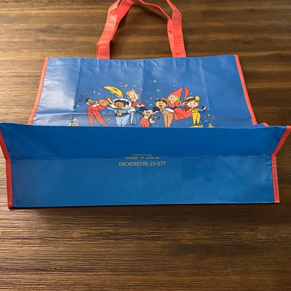 Disneyland 70th Anniversary Magic Key Exclusive Reusable Tote Bag NEW! - Picture 7 of 11